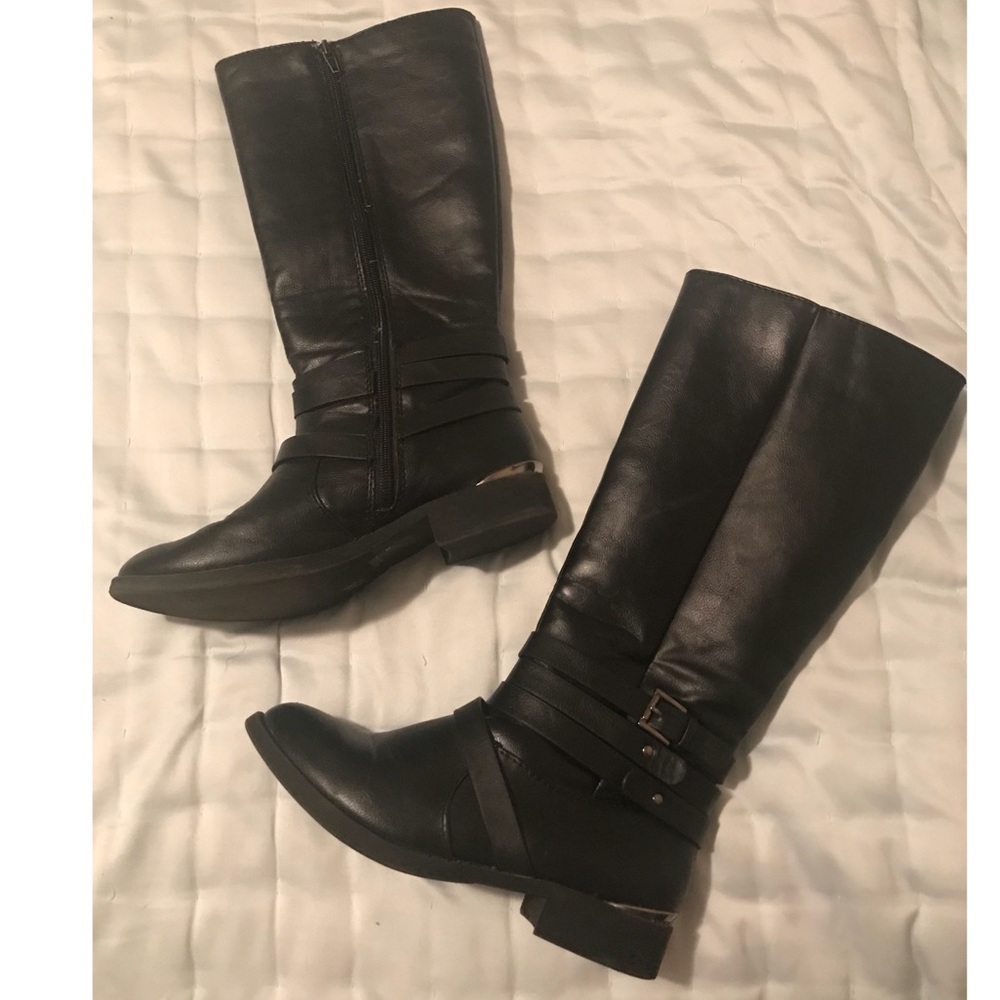 Black knee high boots